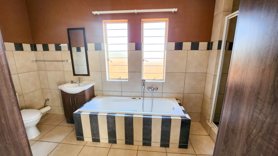 3 Bedroom Property for Sale in Wilkoppies North West